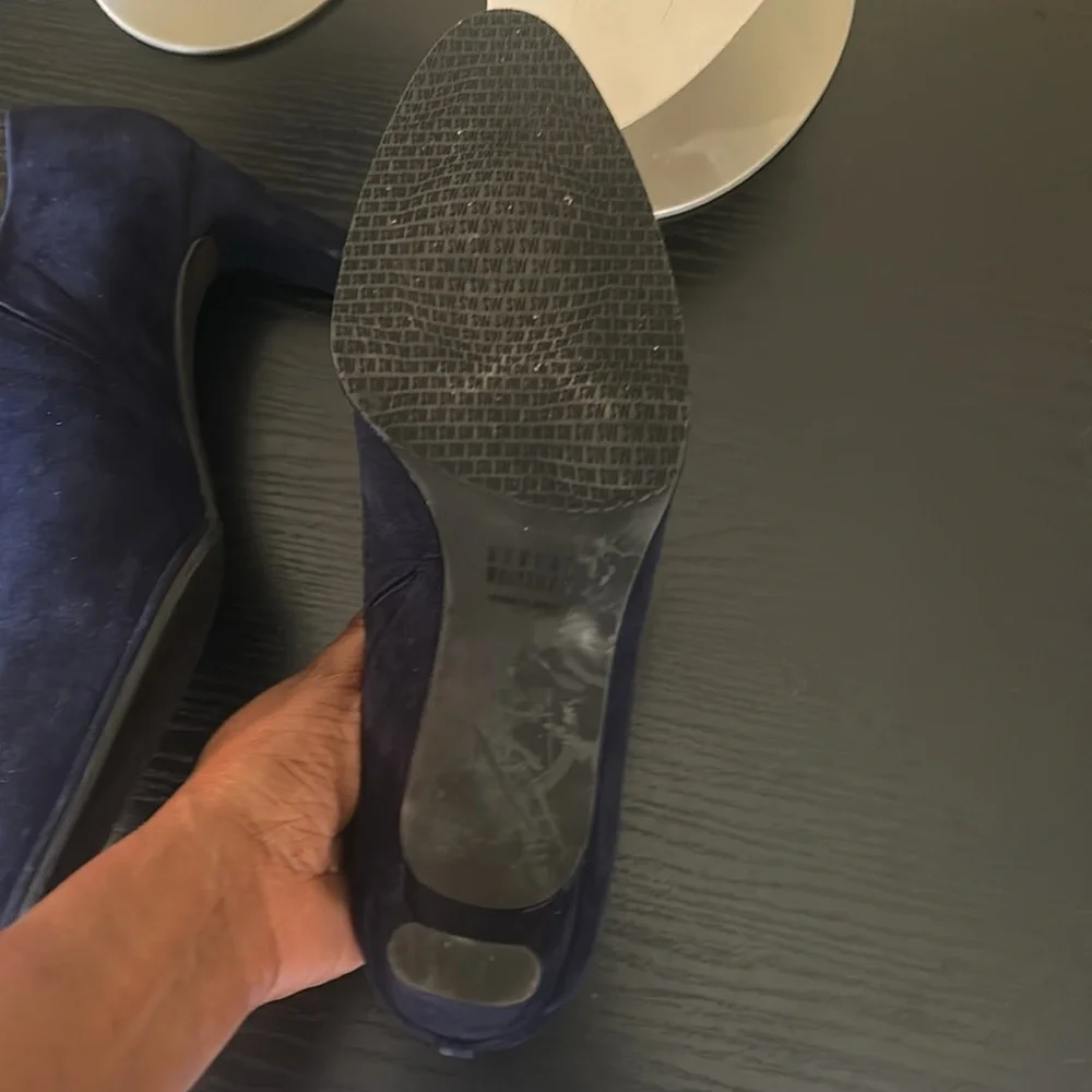 Stuart Weitzman Navy Blue Suede Heeled Booties Made in Spain Size 9.5 M - Picture 13 of 13